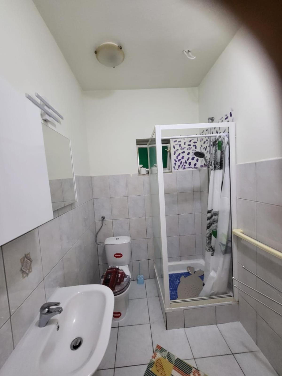 Apartments Pula With Private Parking Self Check In Extérieur photo
