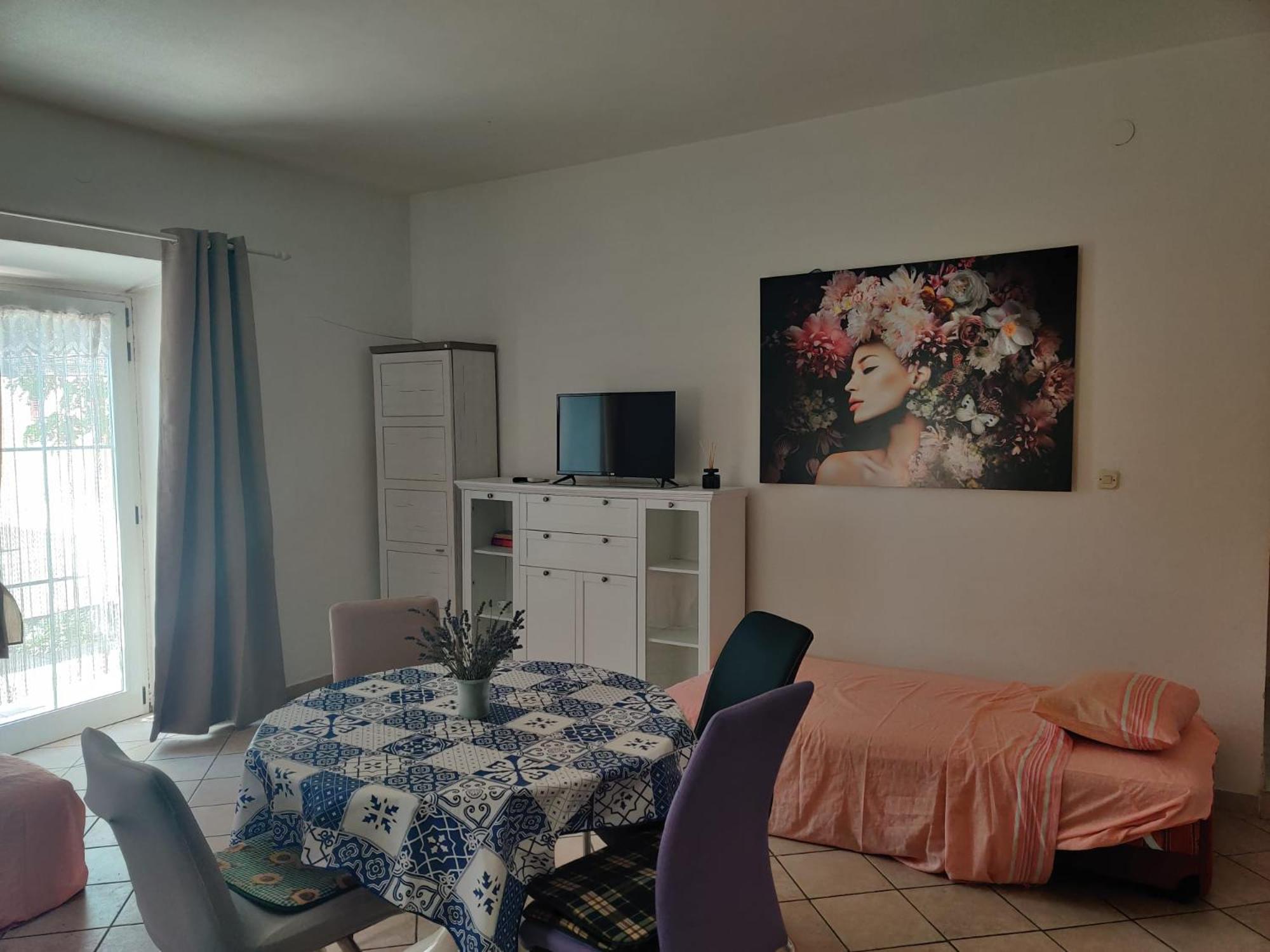 Apartments Pula With Private Parking Self Check In Extérieur photo