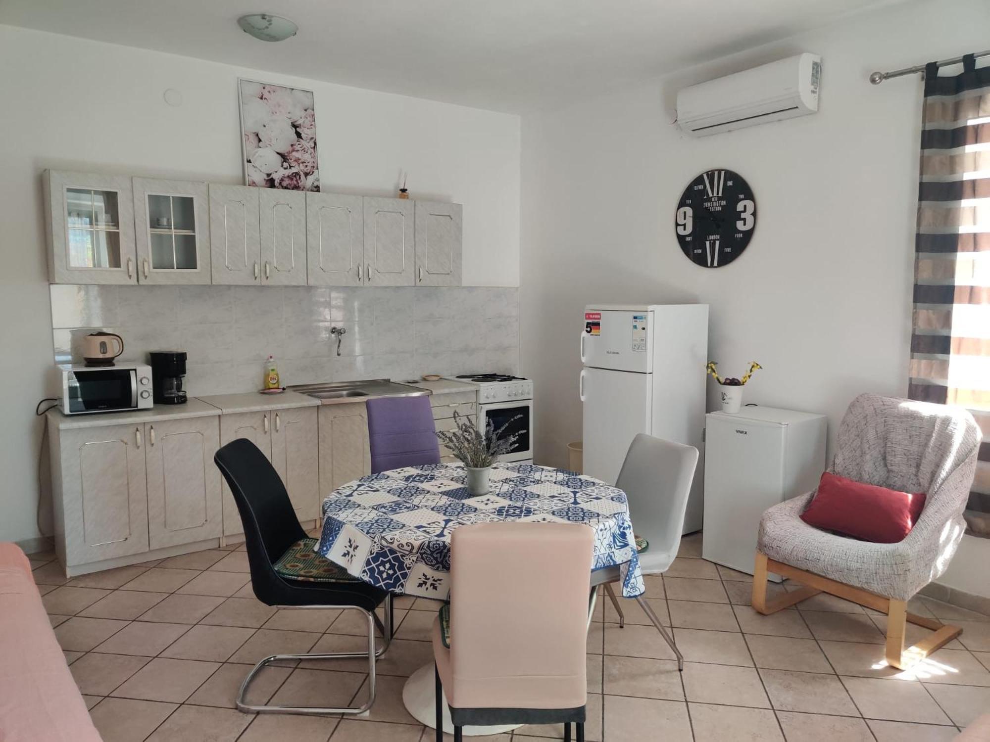 Apartments Pula With Private Parking Self Check In Extérieur photo